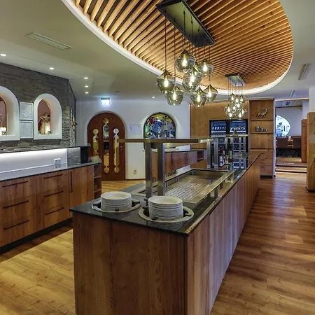 Alpenhotel Fischer 4 Sterne - Adults Only Hotell