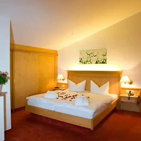 Alpenhotel Fischer 4 Sterne - Adults Only فندق 4*