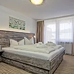 Alpenhotel Fischer 4 Sterne - Adults Only Hotel 4*