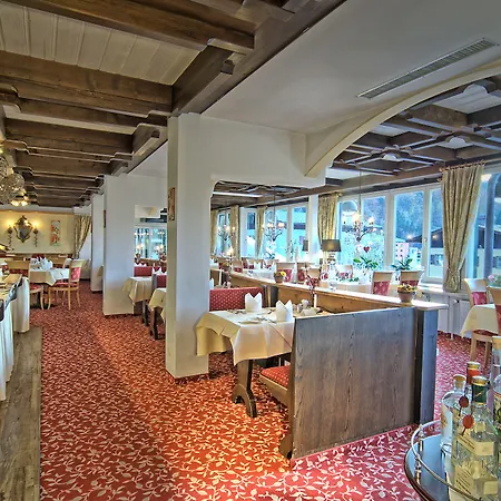 Alpenhotel Fischer 4 Sterne - Adults Only Otel